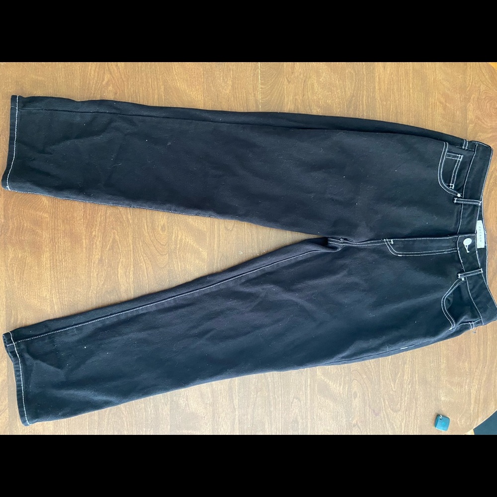 Trendy Pacsun Black Mom Jeans with white trim
